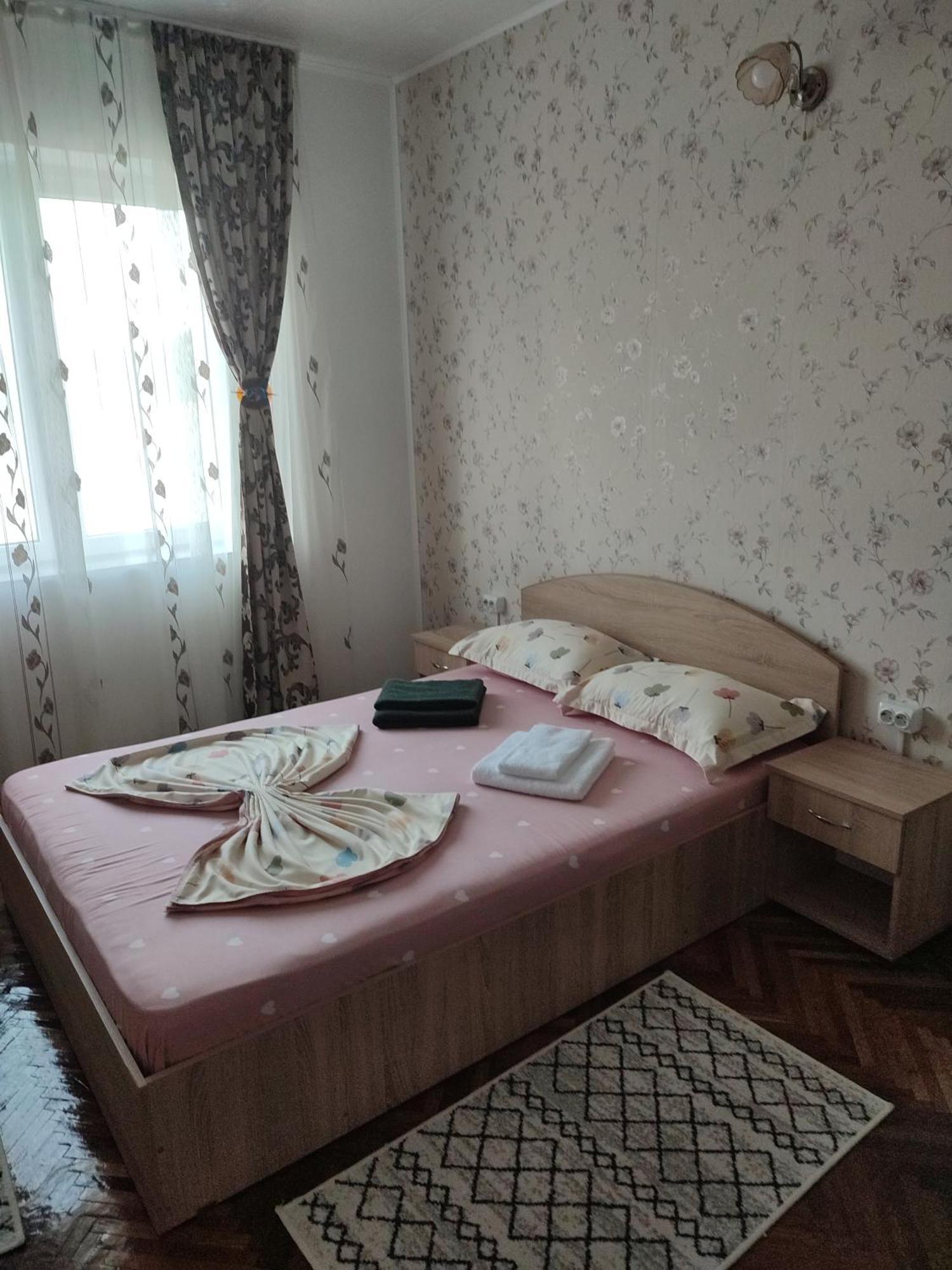 Casa Rebeca Hotel Orşova Екстериор снимка